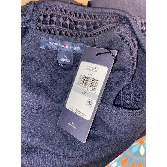 NWT $79.50 Tommy Hilfiger size 1X Blue Palm Beach mid Crochet Open Shoulder Top - Picture 9 of 11